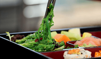 Salat ja sushi